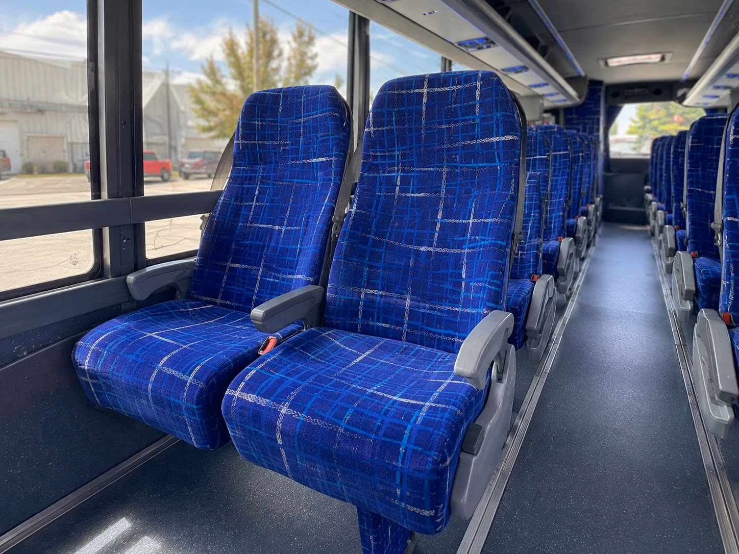 how bus type affects charter bus prices in washington dc